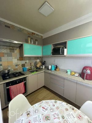 Image 6 - 883242
