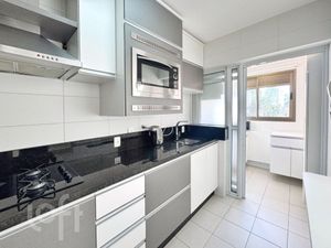 Image 9 - 883243