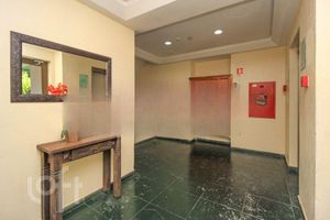 Image 41 - 883245