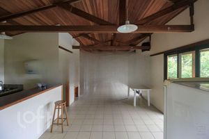 Image 36 - 883245