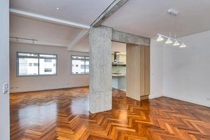 Image 7 - 883248