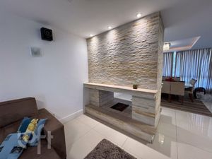 Image 4 - 883259