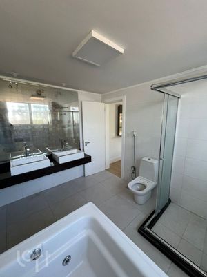 Image 19 - 883259