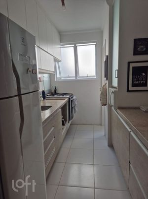 Image 13 - 883260