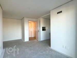 Image 4 - 883261