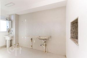 Image 4 - 883265