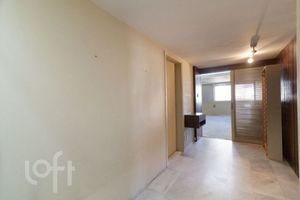 Image 15 - 883271