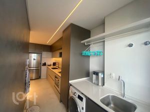 Image 8 - 883272