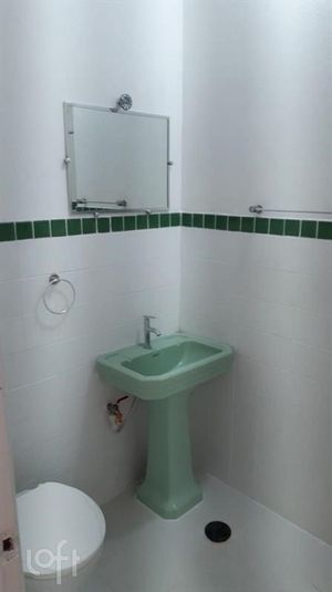 Image 7 - 883283
