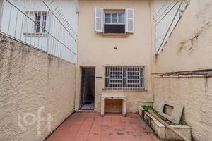 Image 9 - 883283