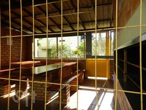 Image 6 - 883286