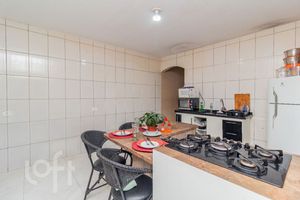 Image 21 - 883289