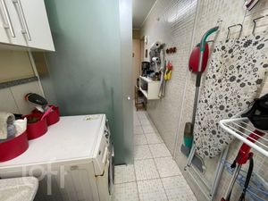 Image 8 - 883292