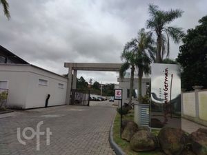 Image 11 - 883294