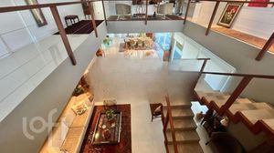 Image 17 - 883297