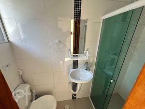 Image 13 - 883301