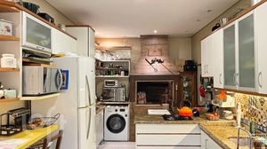 Image 14 - 883303