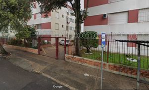 Image 2 - 883304