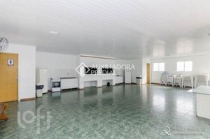 Image 15 - 883306