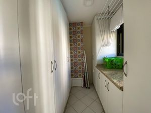 Image 41 - 883307