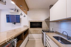 Image 26 - 883312