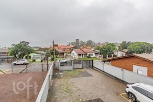 Image 13 - 883338