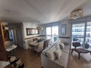 Image 4 - 883371