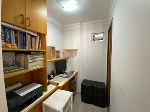 Image 2 - 883372