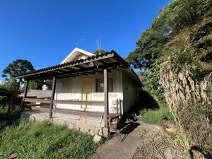 Image 2 - 883375