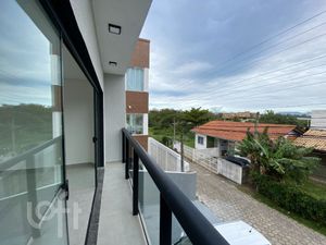 Image 18 - 883376