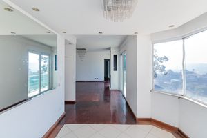 Image 7 - 883384