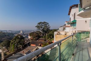 Image 18 - 883384