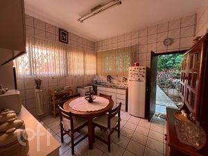 Image 11 - 883388