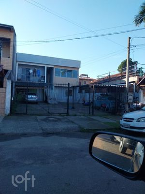 Image 10 - 883390