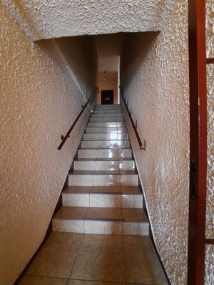 Image 3 - 883398