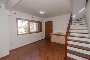 Image 9 - 883402