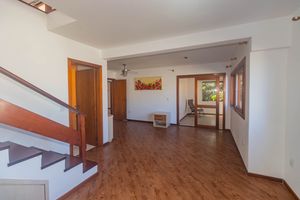 Image 8 - 883402