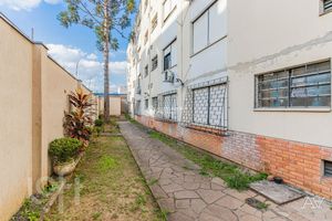 Image 16 - 883403