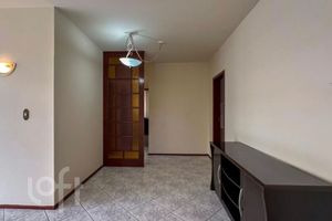 Image 3 - 883427