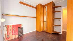 Image 32 - 883428