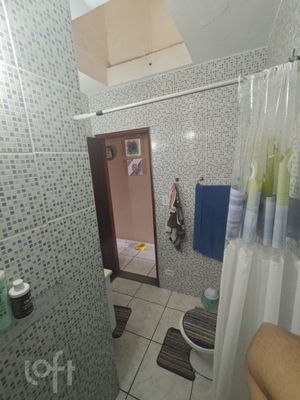 Image 19 - 883458