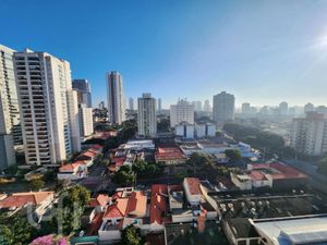 Image 7 - 883460