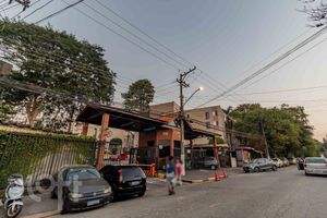 Image 30 - 883465