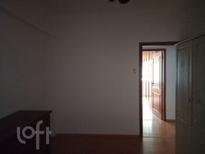 Image 3 - 883466