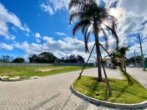 Image 1 - 883474