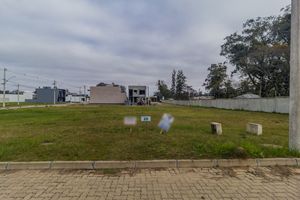 Image 1 - 883475