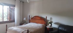 Image 4 - 883482