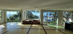 Image 8 - 883486