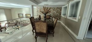 Image 12 - 883486