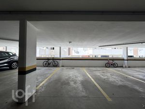 Image 18 - 883501